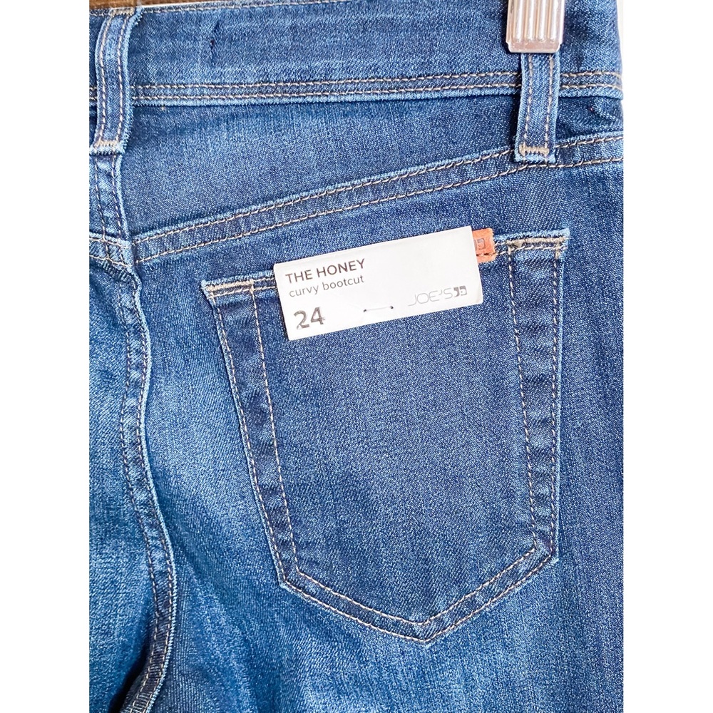 Joe's Honey Saunders Wash Bootcut Jeans - Picture 8 of 9